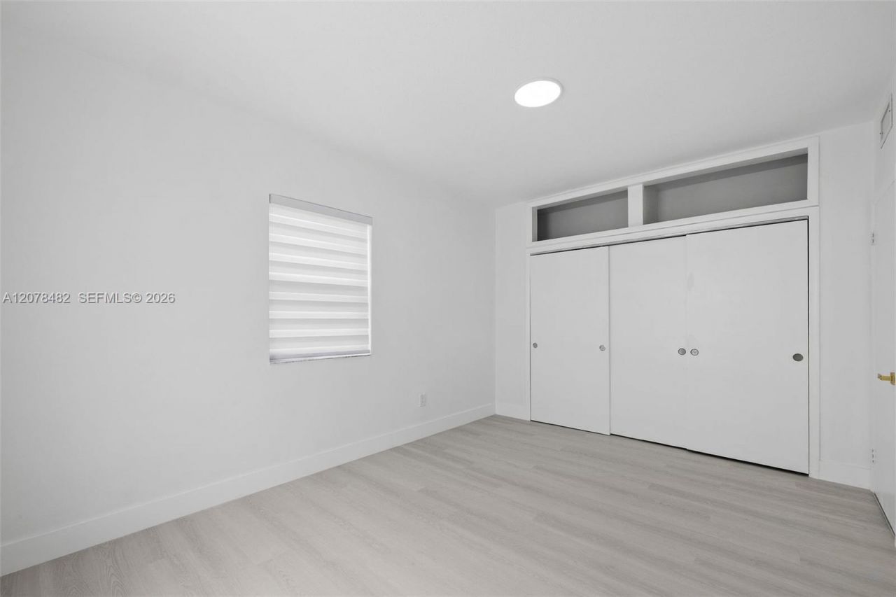 10901 SW 47th Ter, Miami, FL 33165 Photo