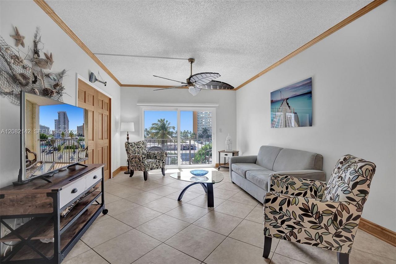 400 N Riverside Dr, Unit 406, Pompano Beach, FL 33062 Photo