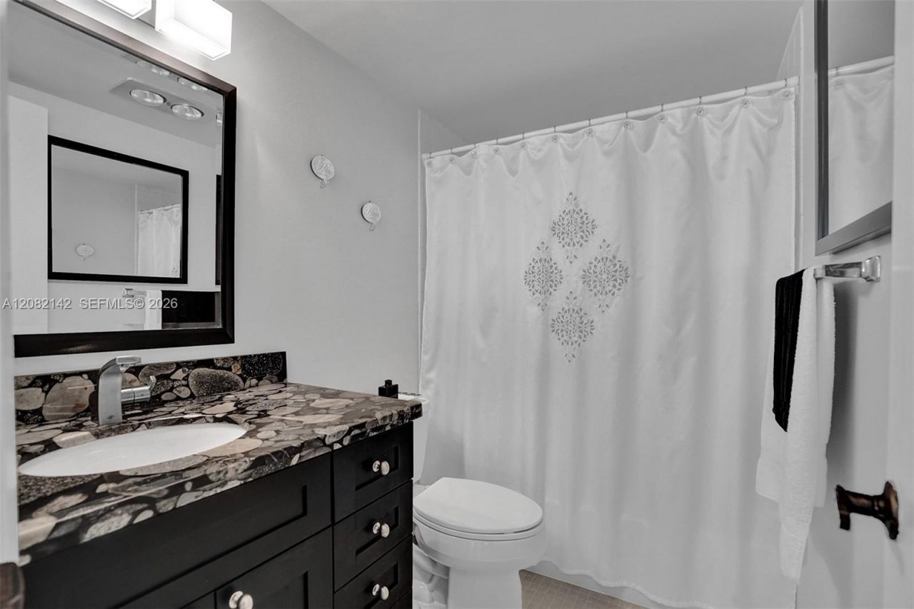 400 N Riverside Dr, Unit 406, Pompano Beach, FL 33062 Photo