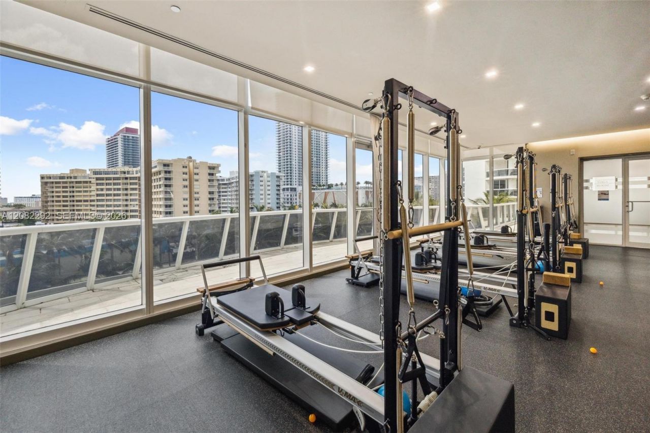 1830 S Ocean Dr , Unit 3508, Hallandale Beach, FL 33009 Photo