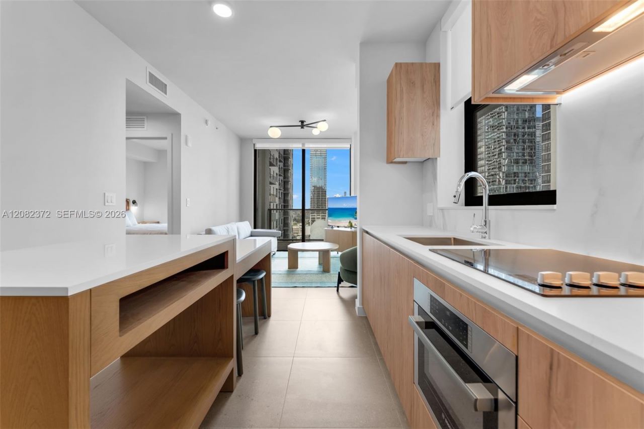11 NE 6th St, Unit 2209, Miami, FL 33132 Photo