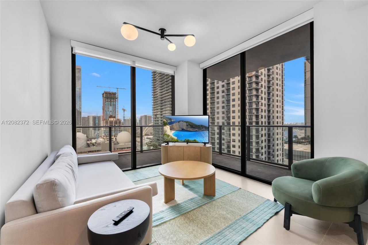 11 NE 6th St, Unit 2209, Miami, FL 33132 Photo