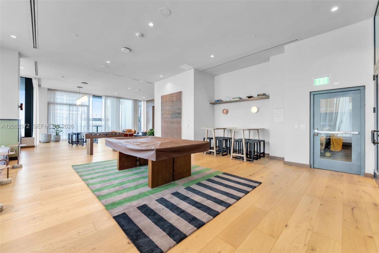 11 NE 6th St, Unit 2209, Miami, FL 33132 Photo