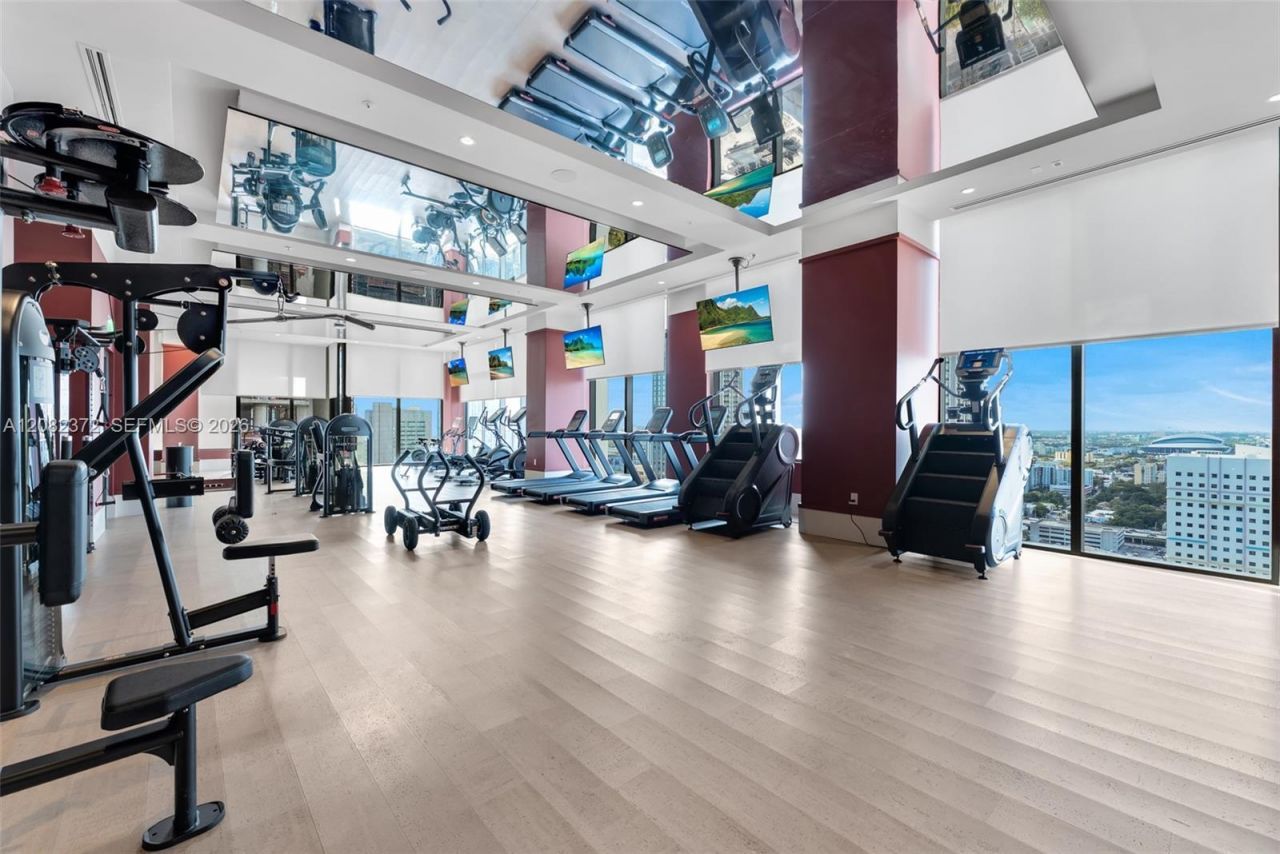 11 NE 6th St, Unit 2209, Miami, FL 33132 Photo