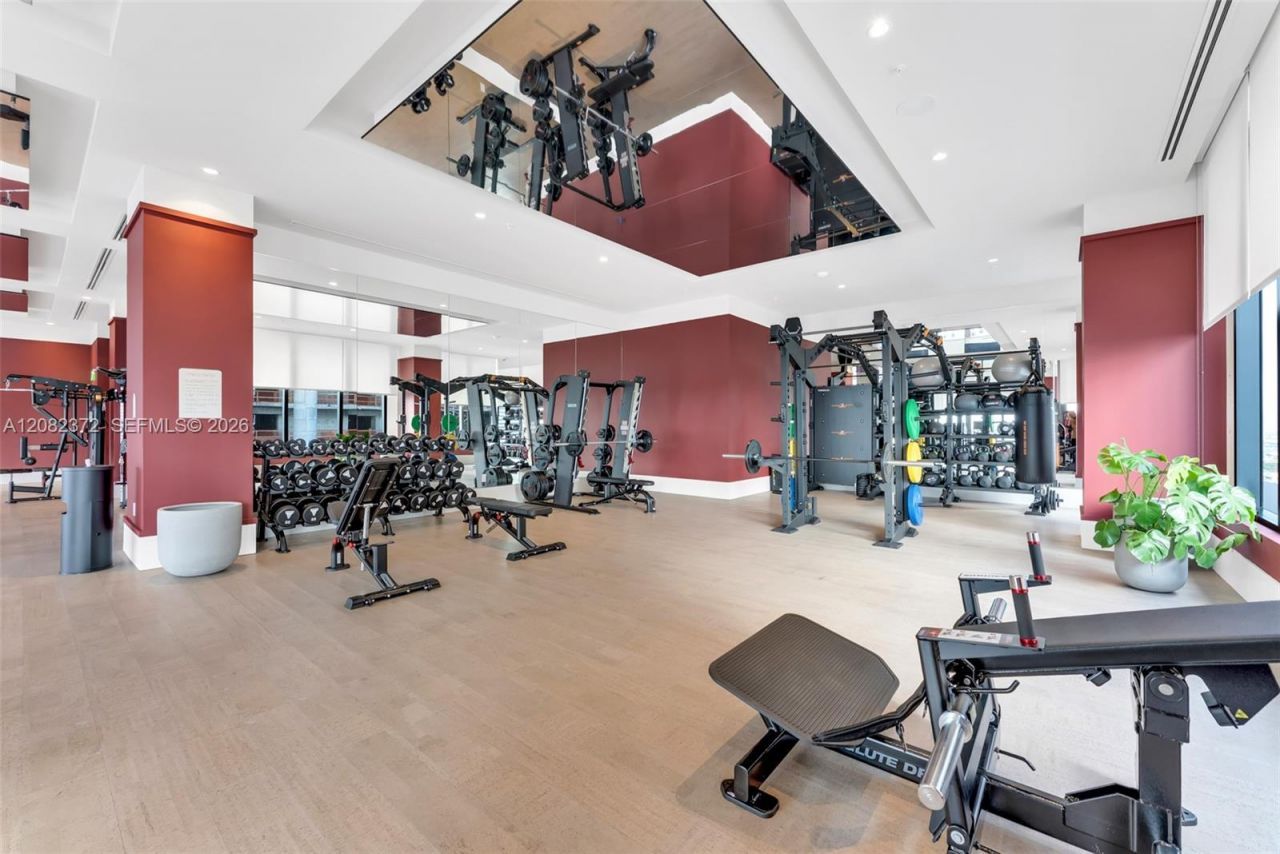 11 NE 6th St, Unit 2209, Miami, FL 33132 Photo