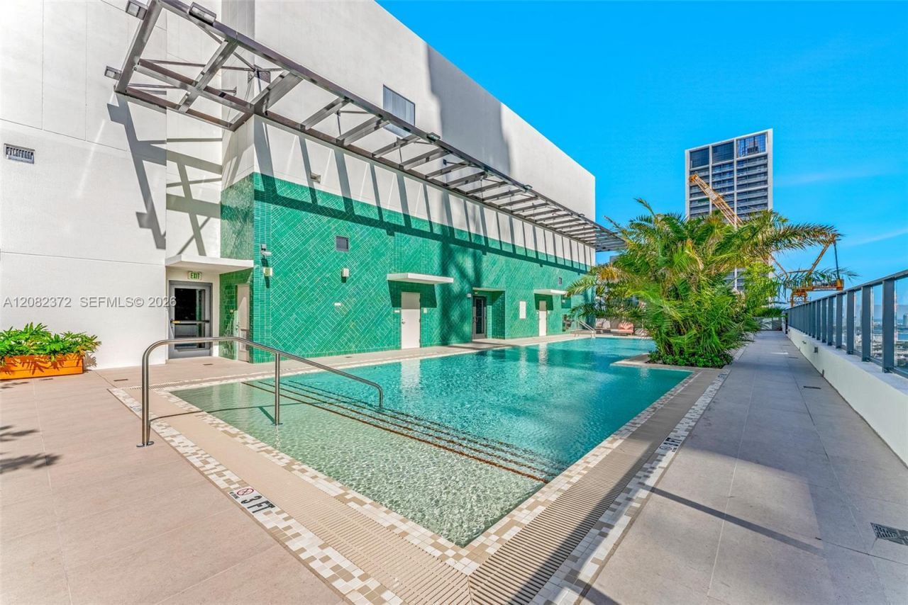 11 NE 6th St, Unit 2209, Miami, FL 33132 Photo