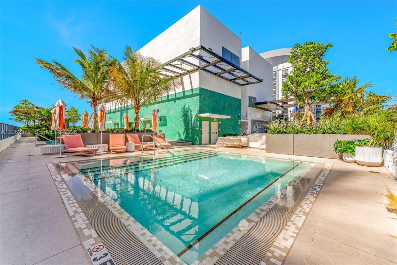 11 NE 6th St, Unit 2209, Miami, FL 33132 Photo
