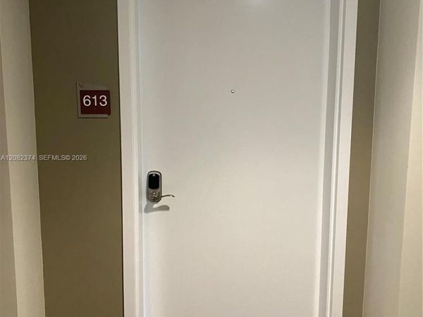 7875 NW 107th Ave, Unit 613, Doral, FL 33178