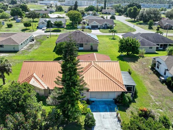 237 Lauberge Ct. , Lehigh Acres, FL 33936