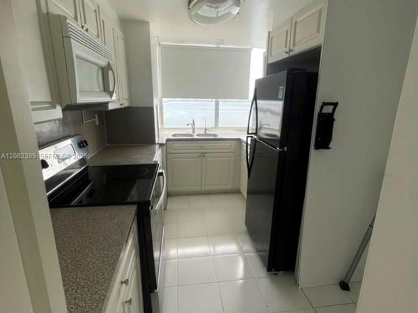 3301 NE 5th Ave , Unit 1211, Miami, FL 33137