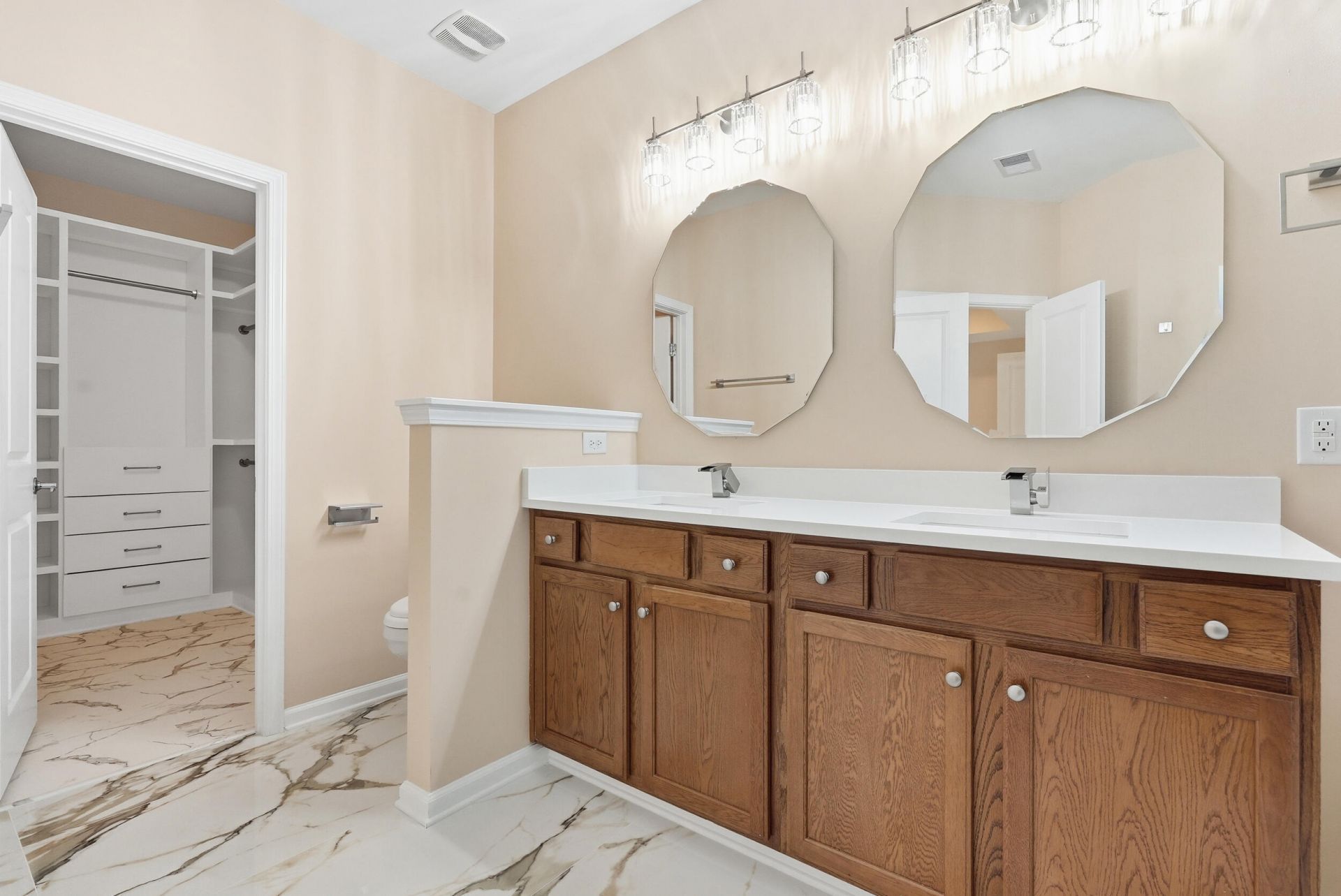 8446 Middle River Way Photo 20