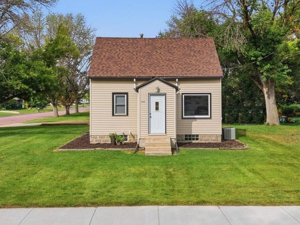 412 S Central Avenue, Mapleton, MN 56065