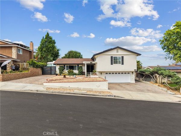 26173 Abdale, Newhall, CA 91321