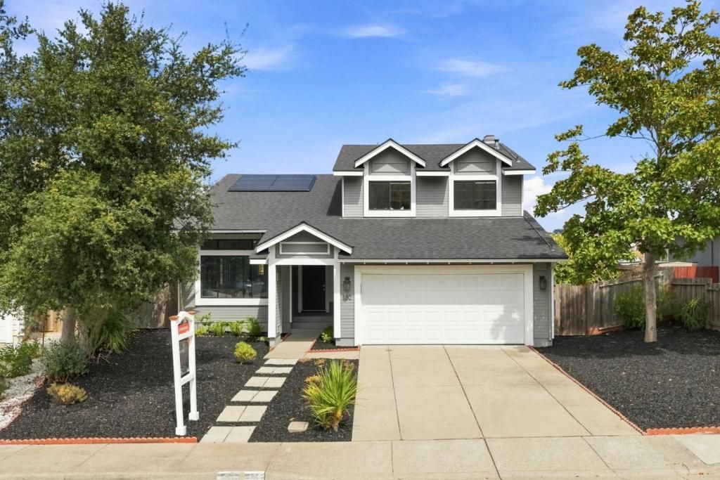 130 Wren Court, Hercules, CA 94547 Main Photo