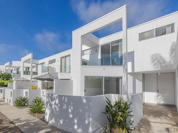 141 Mozart, Cardiff By The Sea, CA 92007