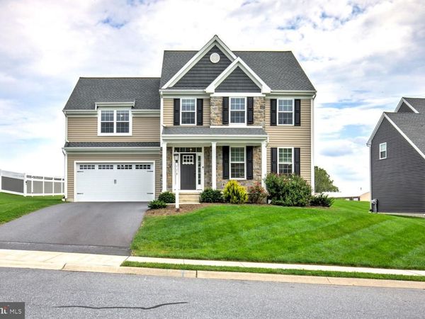 528 SPRING HOLLOW DRIVE , NEW HOLLAND, PA 17557