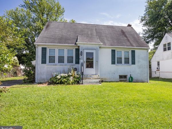 825 ELKTON ROAD , NEWARK, DE 19711