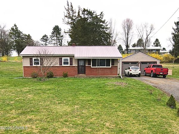 2451 CROSSROADS Drive , Lewisburg, PA 17837