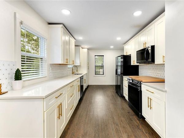 1462 E 78th Street, Kansas City, MO 64131