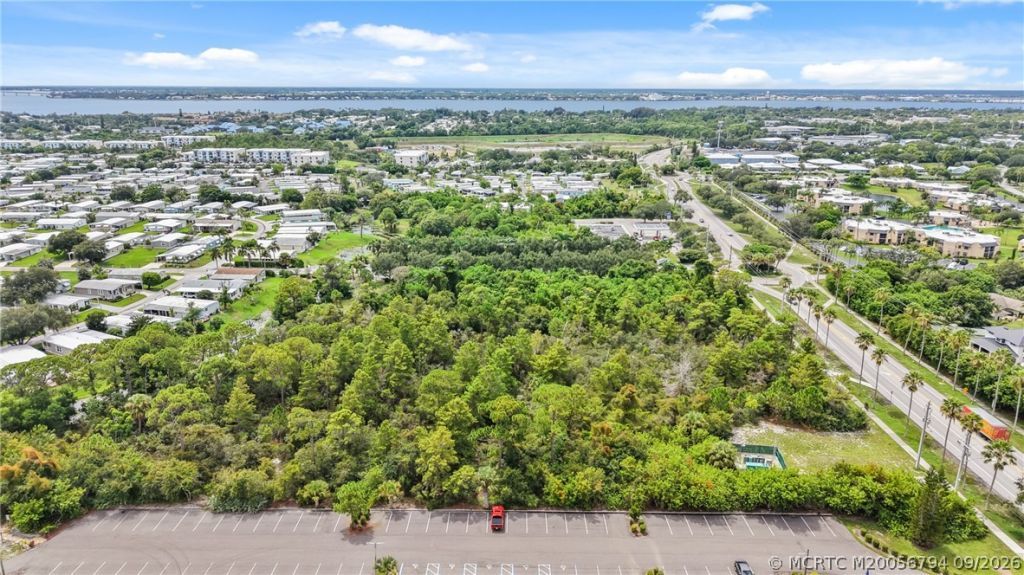2201 NE Savannah Road, Jensen Beach, FL 34957 Photo