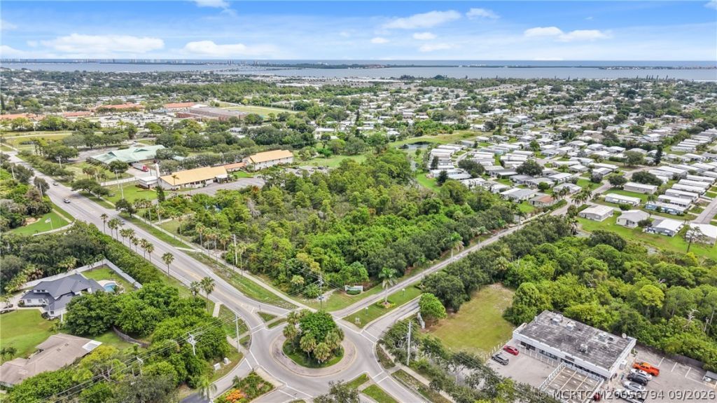 2201 NE Savannah Road, Jensen Beach, FL 34957 Photo