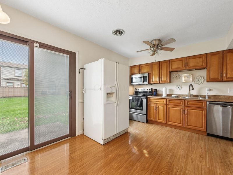 626 Alta View Court, Unit 55, Worthington, OH 43085 Photo 6