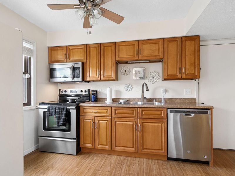 626 Alta View Court, Unit 55, Worthington, OH 43085 Photo 7