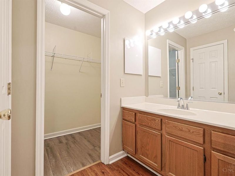 4300 Regency Ridge Court, Unit 208, Green Township, OH 45248 Photo 24