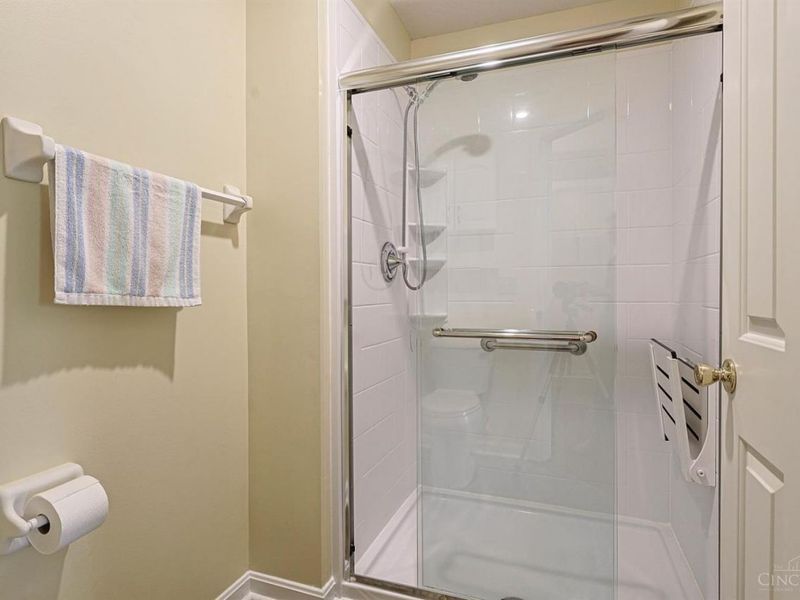 4300 Regency Ridge Court, Unit 208, Green Township, OH 45248 Photo 26
