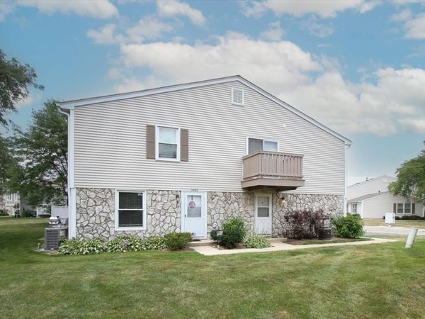 1063 HAMPTON Harbor , Unit 1063, Schaumburg, IL 60193