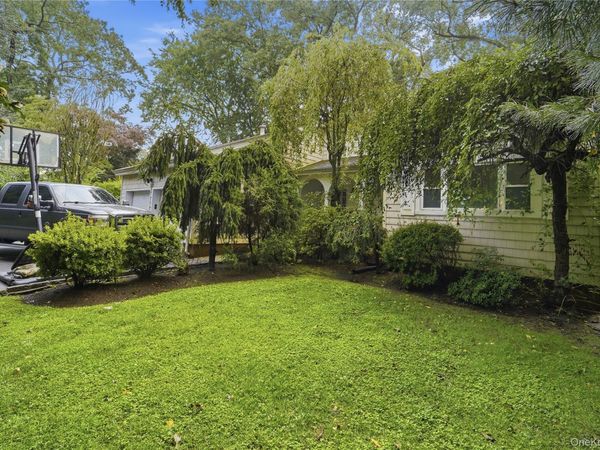 33 Andover Road, Hartsdale, NY 10530