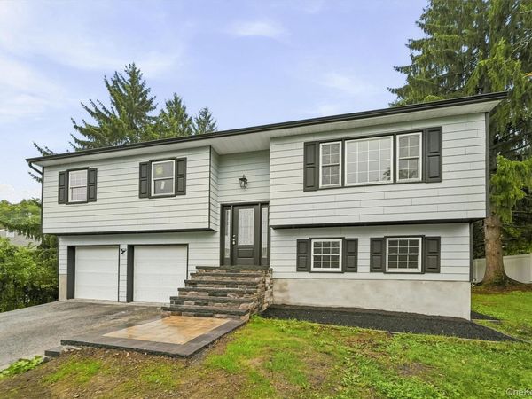 57 Keats Drive , New Windsor, NY 12553