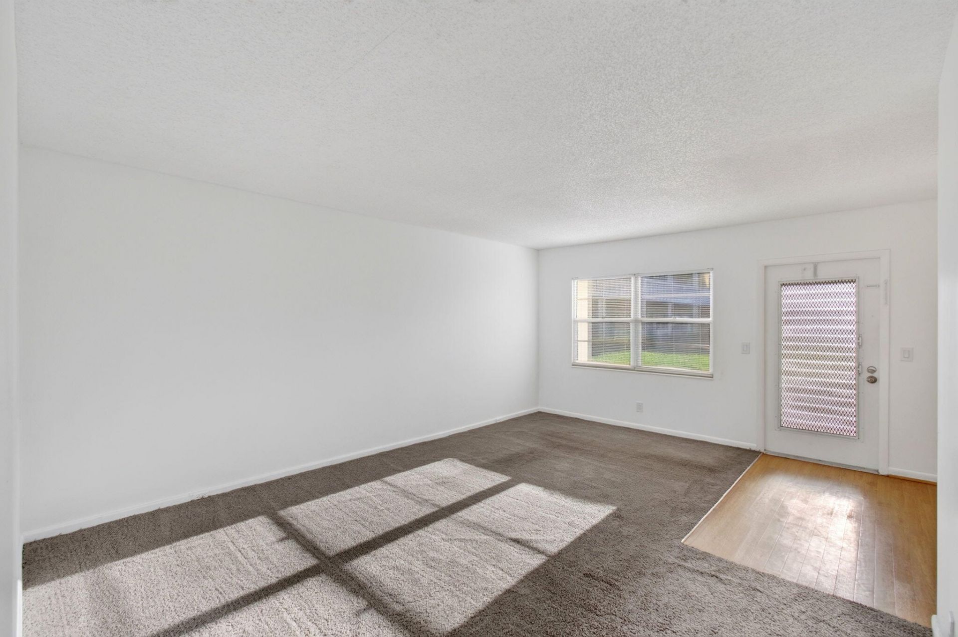 45 Dorset B, Boca Raton, FL 33434 Photo