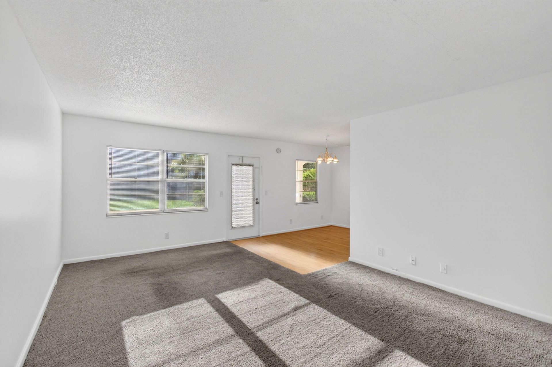 45 Dorset B, Boca Raton, FL 33434 Photo