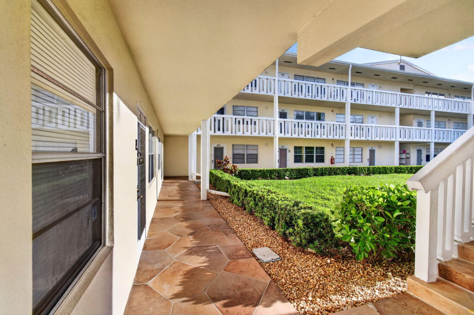 45 Dorset B, Boca Raton, FL 33434 Photo