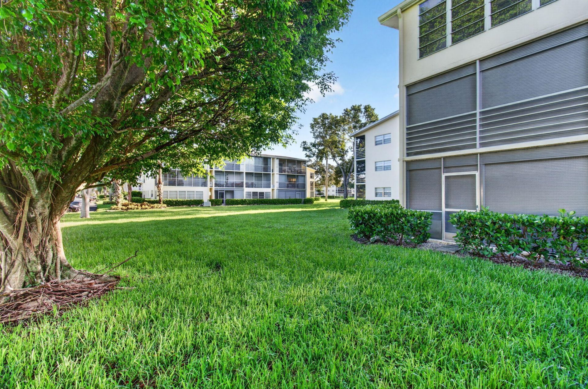 45 Dorset B, Boca Raton, FL 33434 Photo