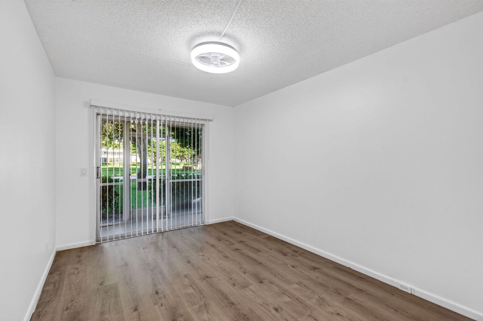 45 Dorset B, Boca Raton, FL 33434 Photo