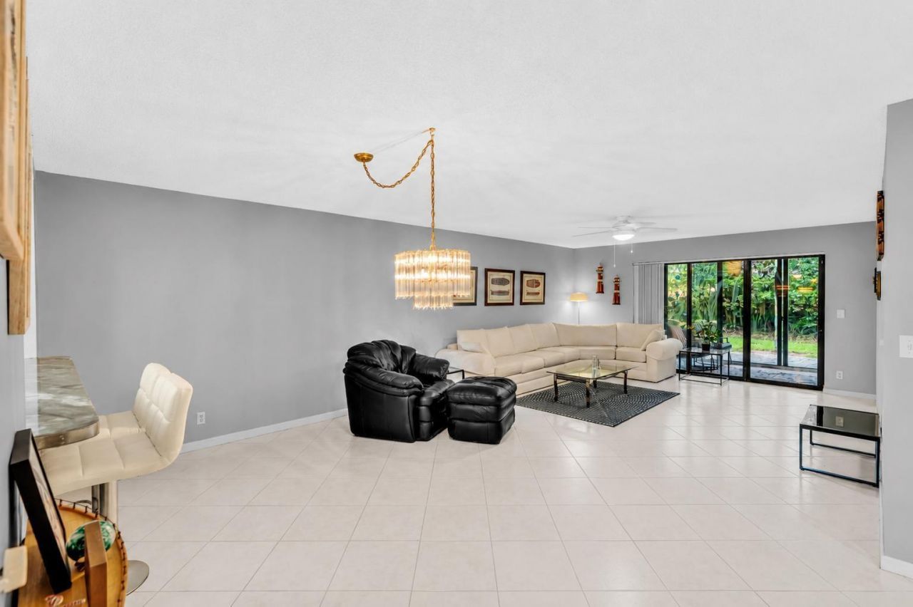 9632 Sills Drive E, Unit 102, Boynton Beach, FL 33437 Photo