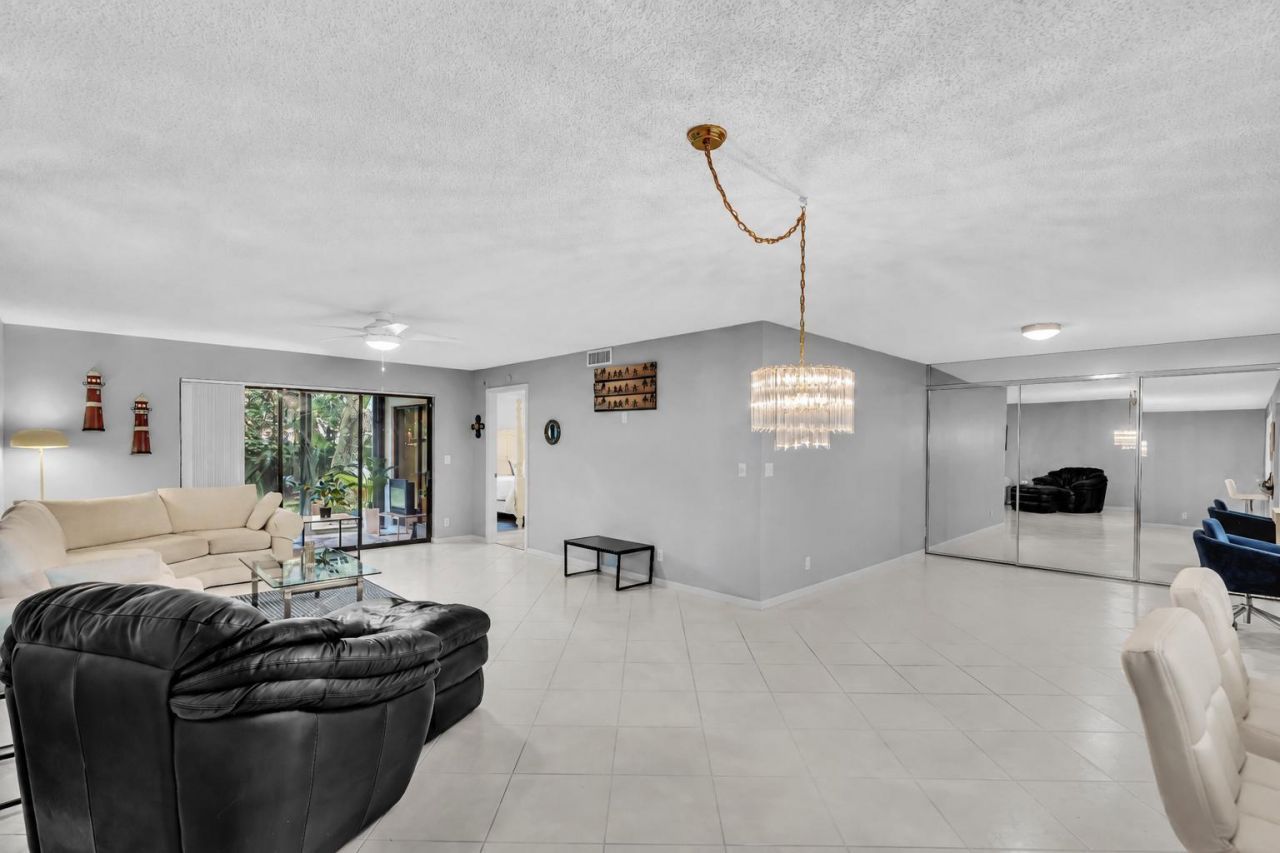 9632 Sills Drive E, Unit 102, Boynton Beach, FL 33437 Photo