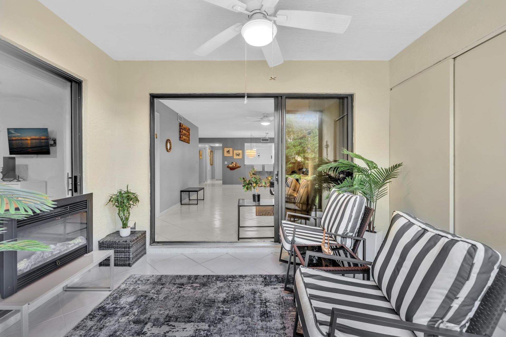 9632 Sills Drive E, Unit 102, Boynton Beach, FL 33437 Photo