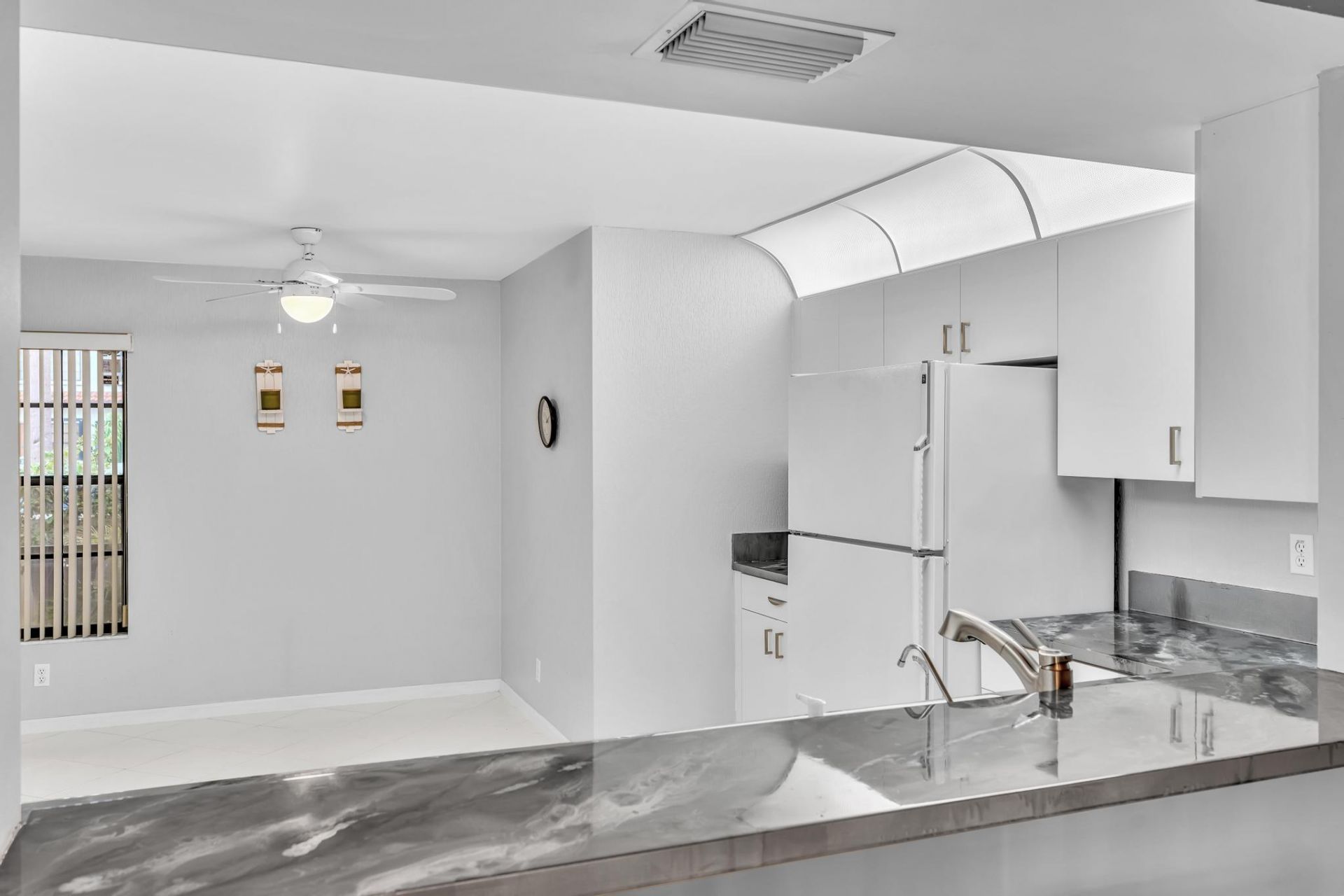 9632 Sills Drive E, Unit 102, Boynton Beach, FL 33437 Photo