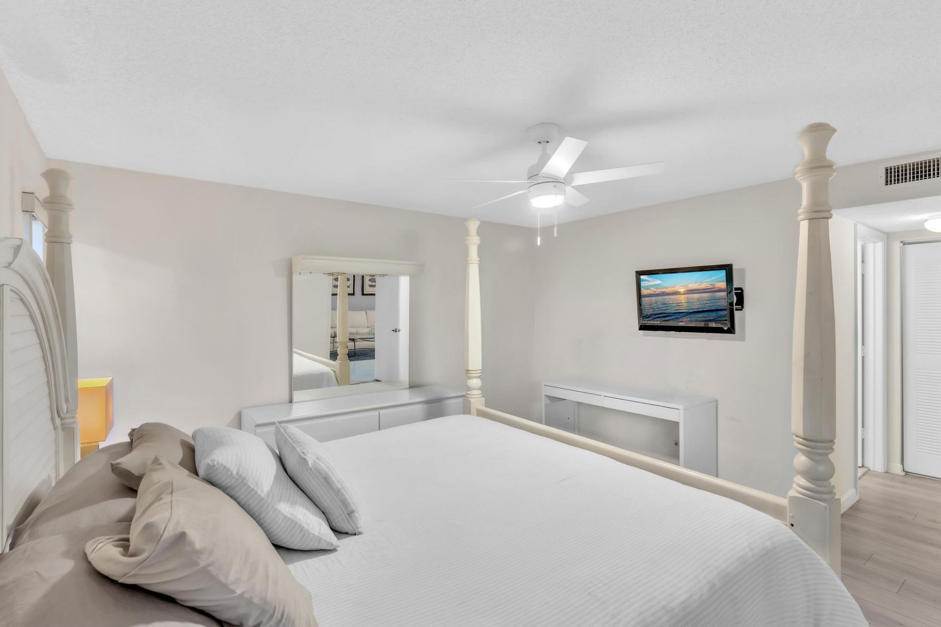 9632 Sills Drive E, Unit 102, Boynton Beach, FL 33437 Photo