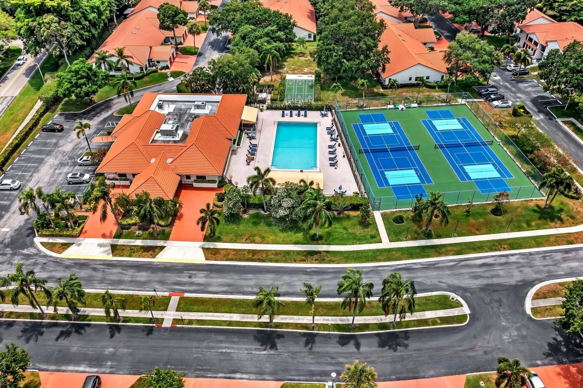 9632 Sills Drive E, Unit 102, Boynton Beach, FL 33437 Photo