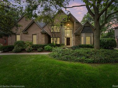 3623 Cedar Shake Drive, Rochester Hills, Mi 48309