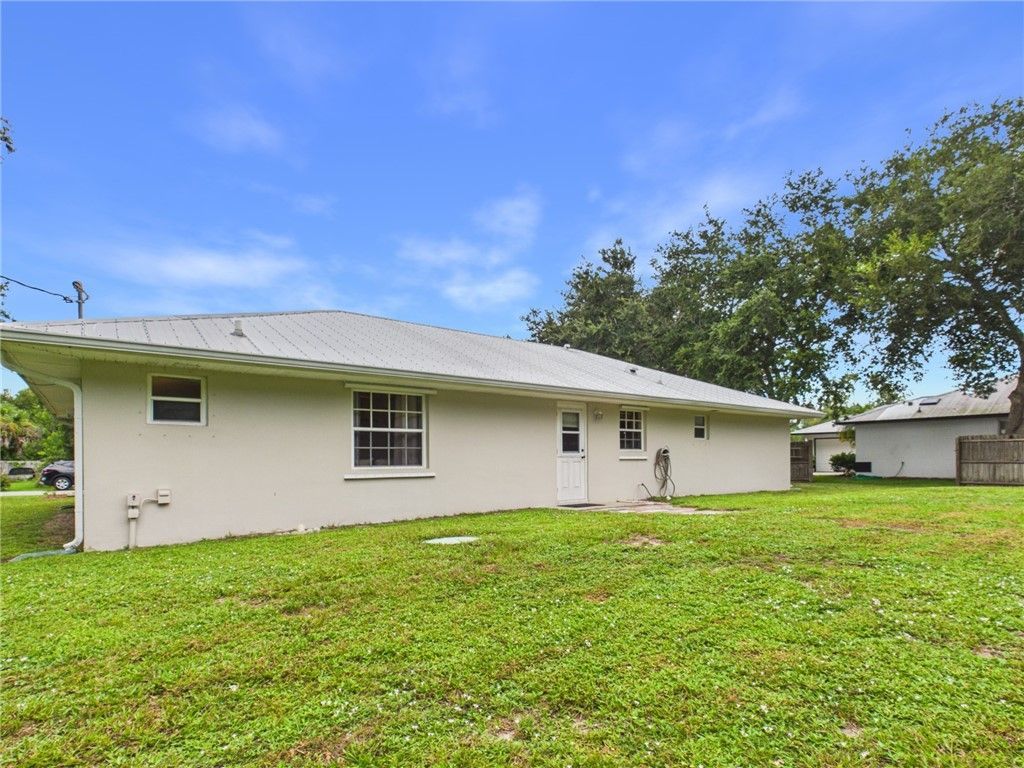 9545 Honeysuckle Drive, Micco, FL 32976 Photo