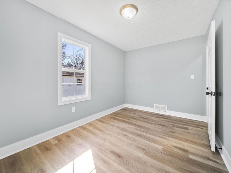 1885 Case Road, Columbus, OH 43224 Photo 27