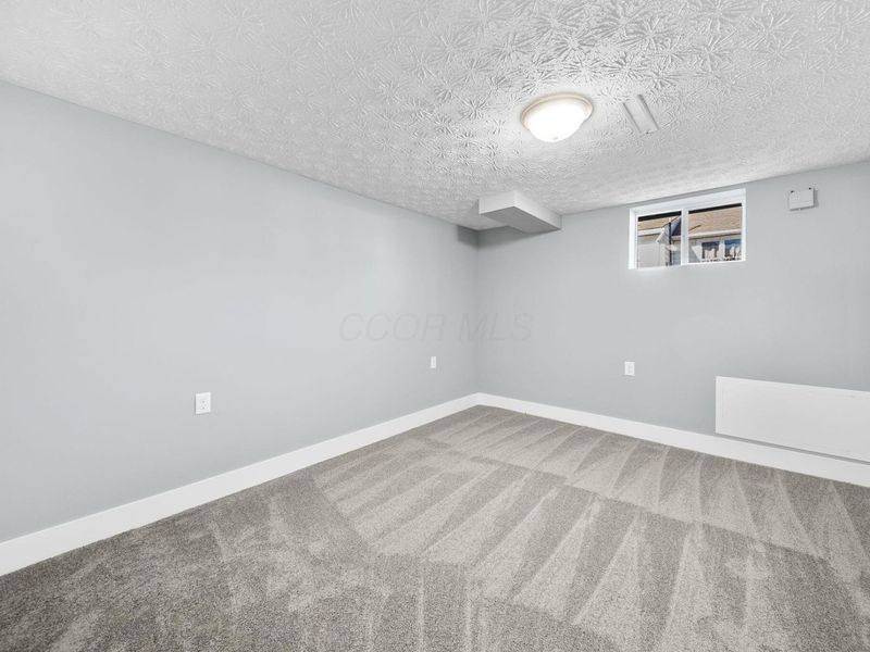 1885 Case Road, Columbus, OH 43224 Photo 29
