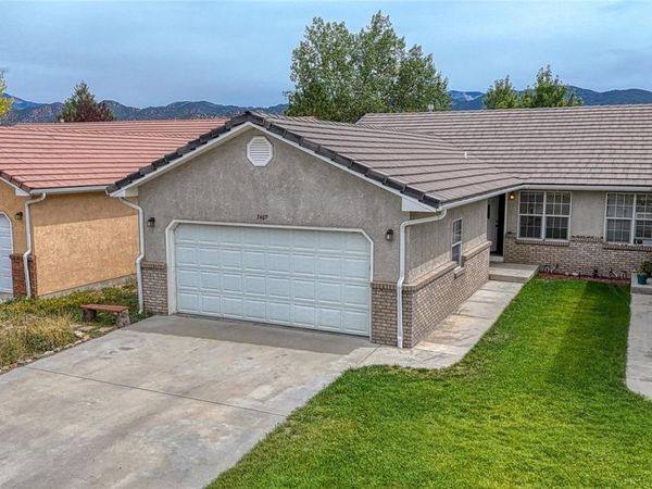 7407 County Road 141 , Salida, CO 81201