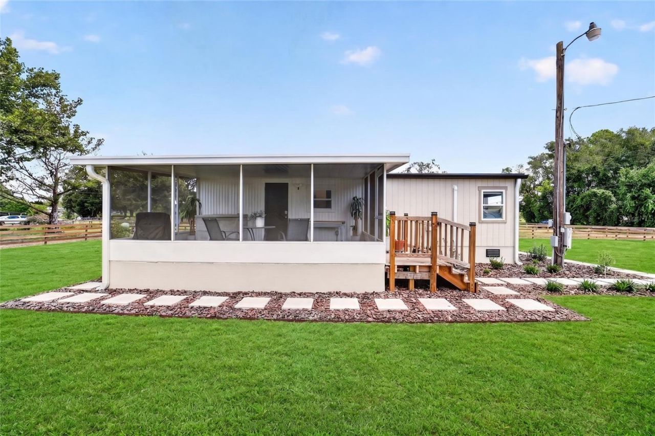 8600 NE 41st Court, Anthony, FL 32617 Photo