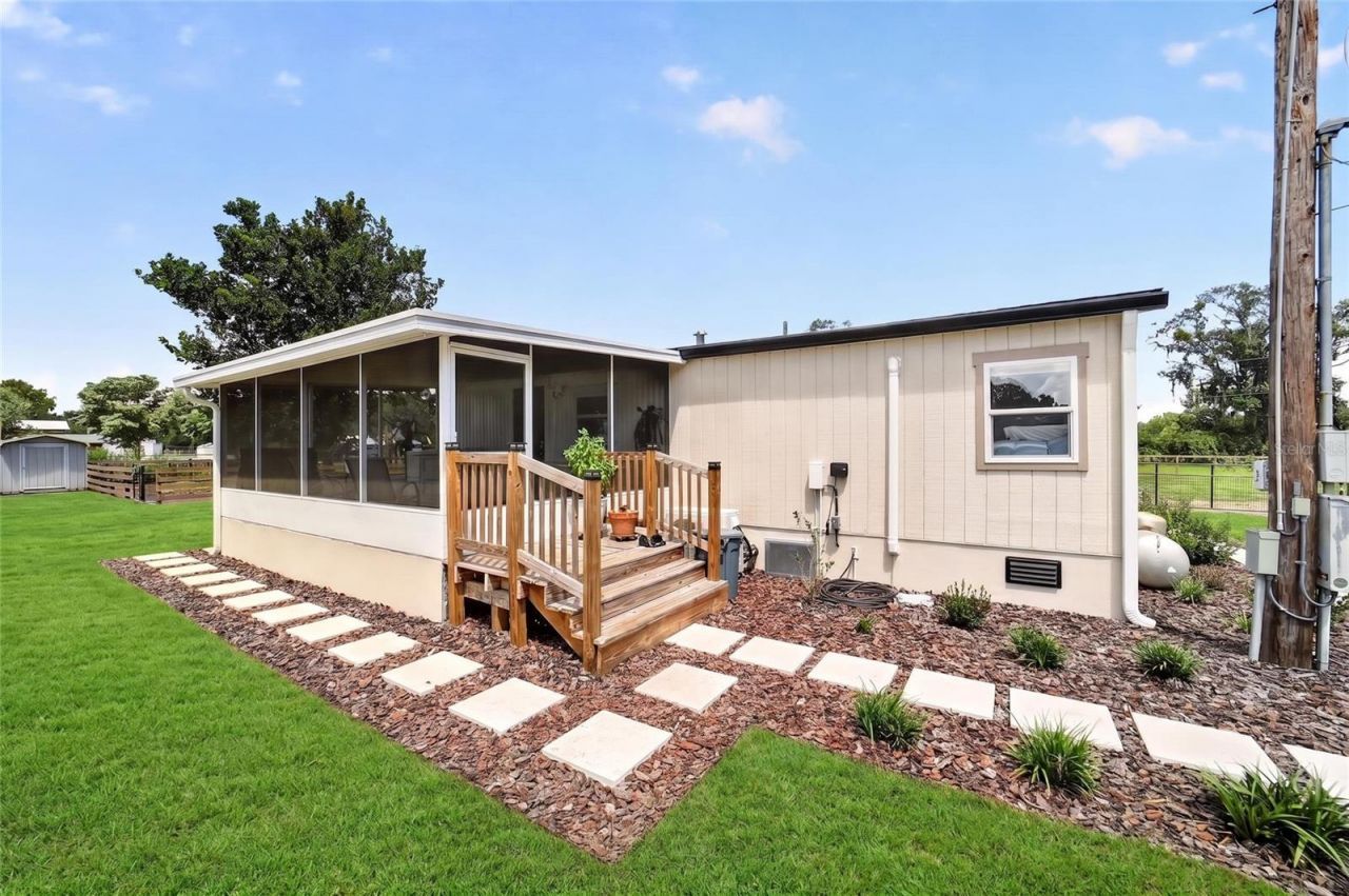 8600 NE 41st Court, Anthony, FL 32617 Photo